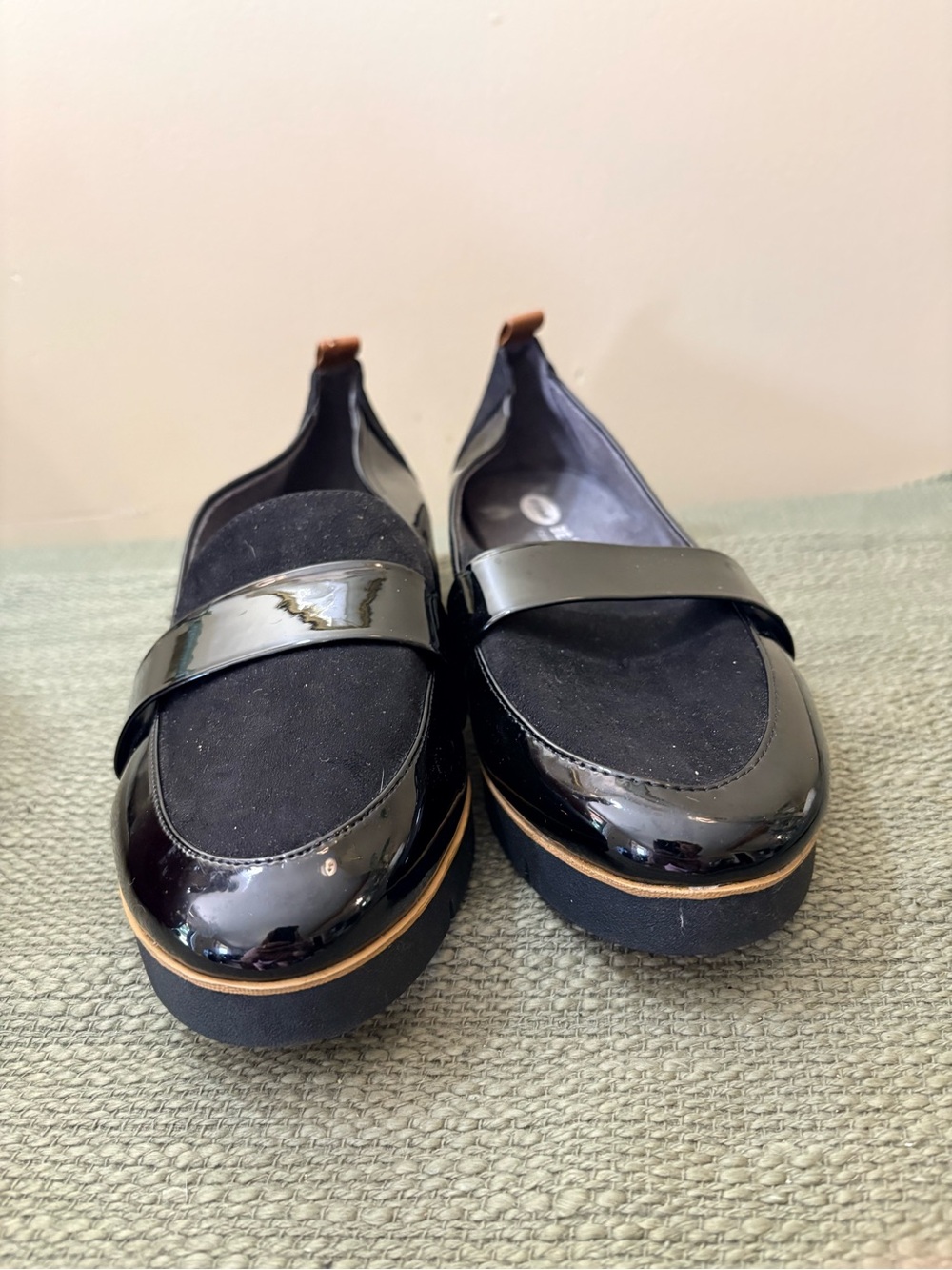Dr. Scholl's Black Patent & Suede Platform Loafers